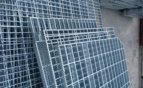 鍍鋅鋼格柵廠.jpg 鍍鋅鋼格柵廠.jpg