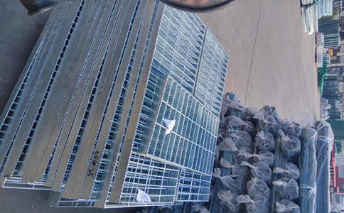 鋼格柵鋼格板.jpg 鋼格柵鋼格板.jpg